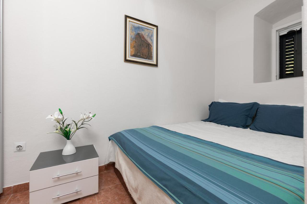 Tanja'S Seafront Orahovac Apartment Kotor Luaran gambar